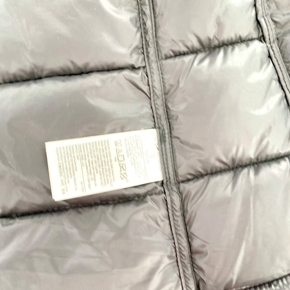 GAP Black Vest women’s size XS Hooded Faux Fur - Picture 13 of 14